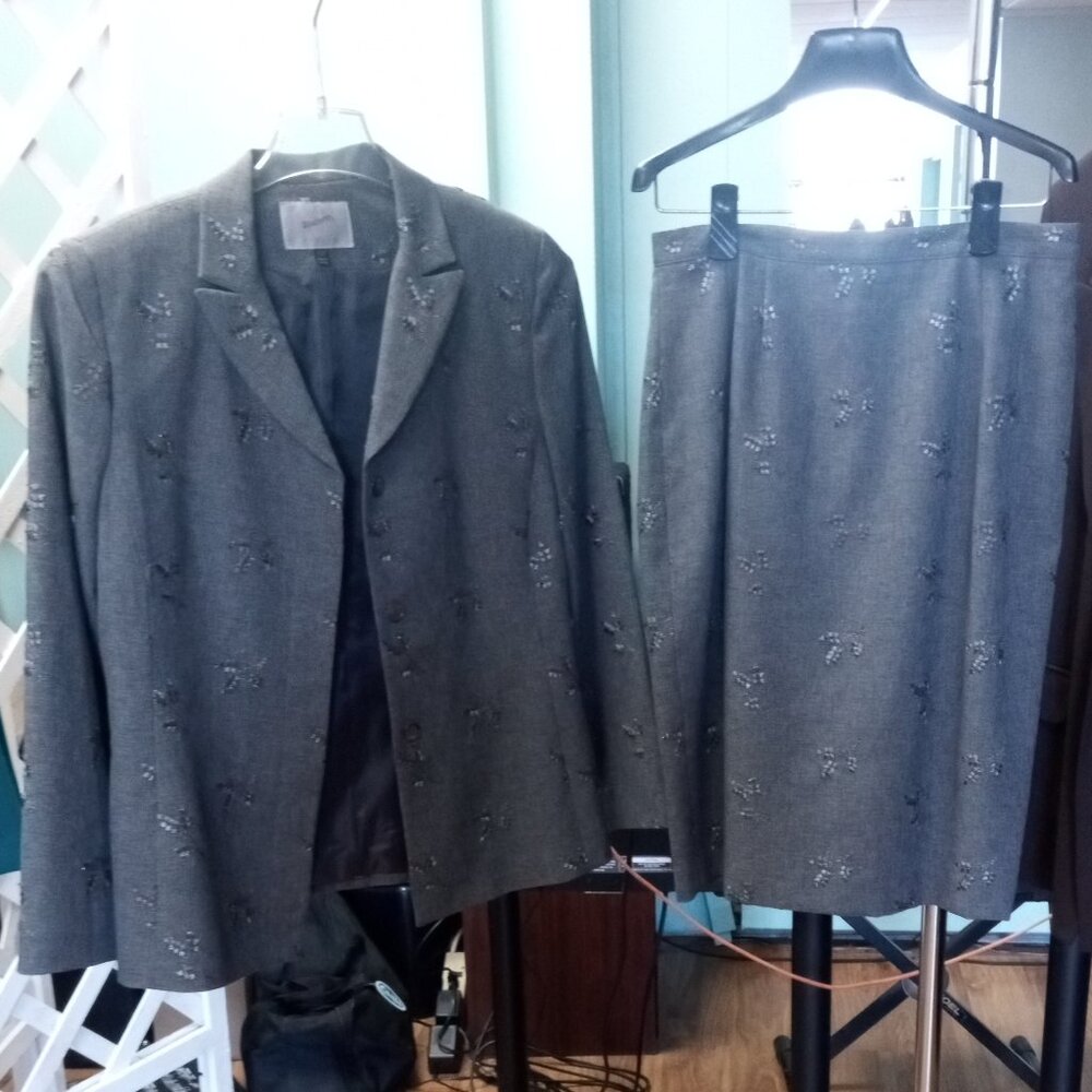 FERRAR Suit